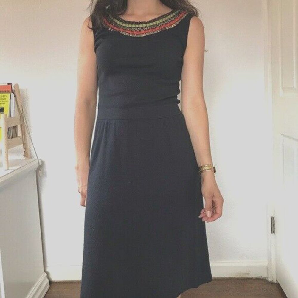 Milly of New York Designer black knit fitted sheath dress Small petite embroider